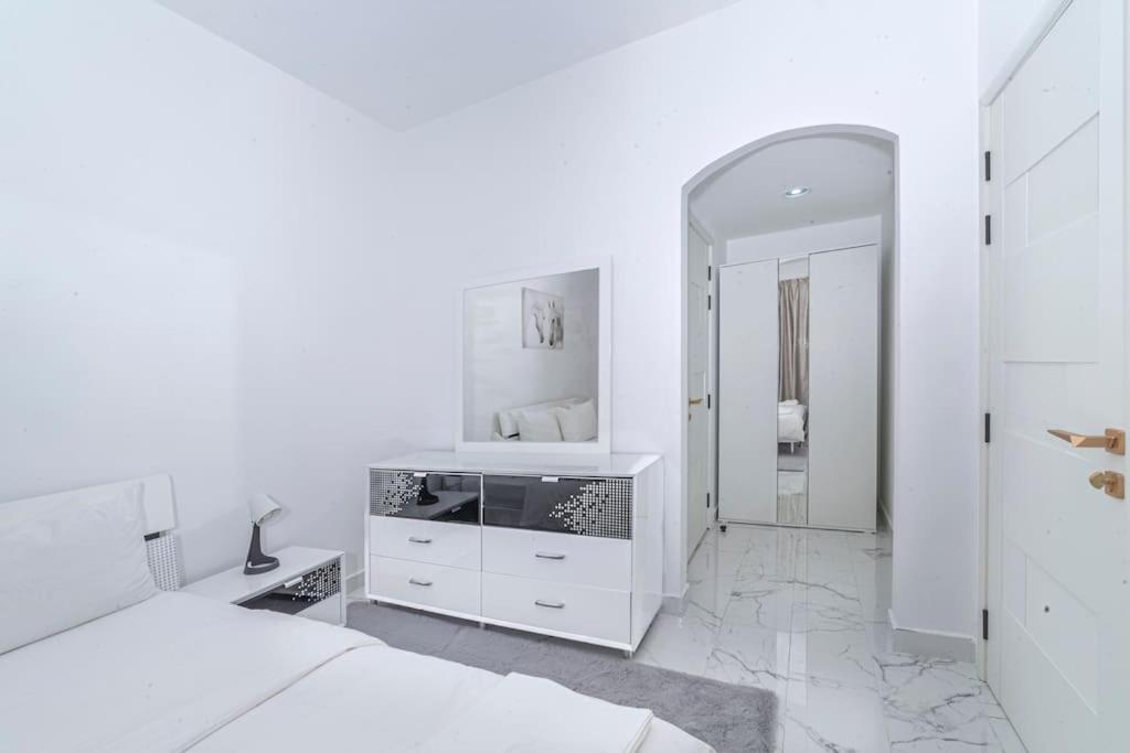 Luxury 2 Bedroom Apartment In Dubai Marina & Jbr Beach Exteriör bild