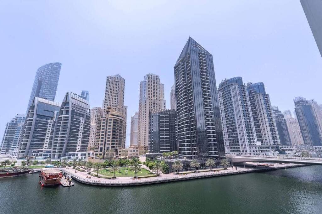 Luxury 2 Bedroom Apartment In Dubai Marina & Jbr Beach Exteriör bild